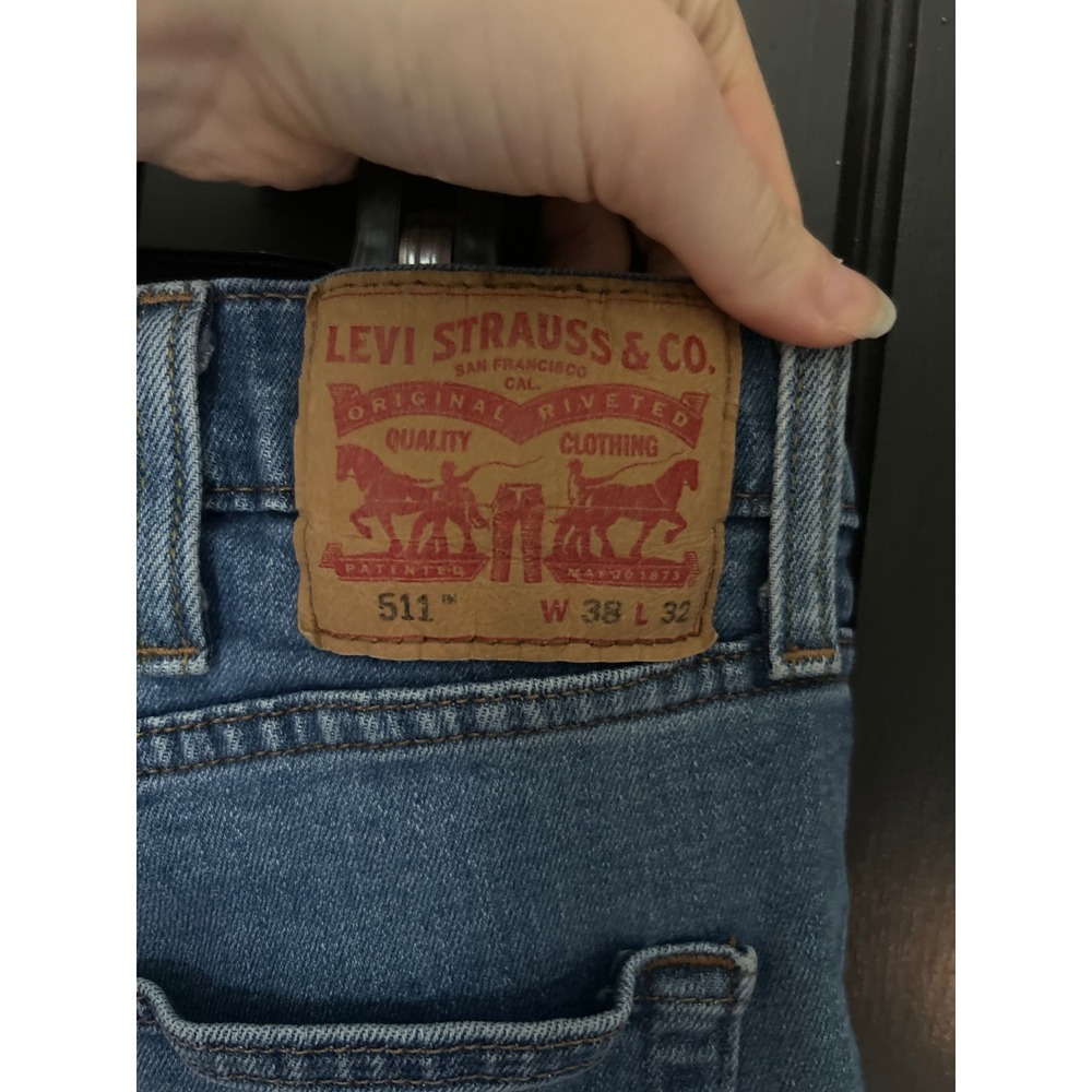 Ultra-rare Levi's 511 W38 L32 women's jeans - Picture 3 of 5